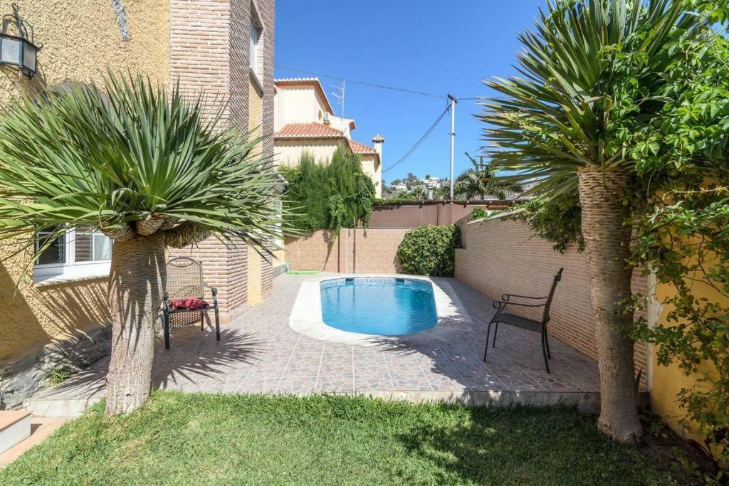 Habitaciones En Casa Centrica Con Piscina Almunecar Exterior photo